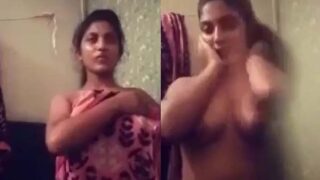 Bangladeshi girl nude hokar video banati hui