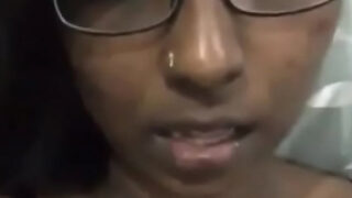 Tamil randi ki desi boobs ki selfie video