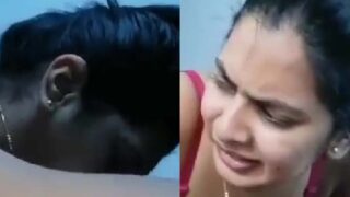 Tamil girl masti mein bf ka lund suck karti hui